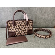 Valentino Garavani Le Quatrième small shopping bag in Toile Iconographe beige/black 2023