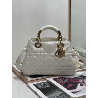Dior Lady Dior 95.22 small Bag in Cannage Calfskin white/gold 2023