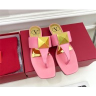 Valentino ONE STUD CALFSKIN FLAT THONG SANDAL pink 2023