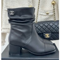 Chanel CC Logo ankle Boots Calfskin Black 1114-2024