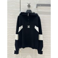 CHANEL White & BLACK WOOL SWEATER P77802 2024