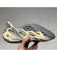 YEEZY FOAM RUNNER multicolor 02 2023