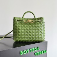 Bottega Veneta Small Andiamo Intrecciato leather top handle Bag apple green With Chain 2025