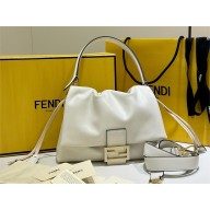 FENDI Mamma Baguette Medium WHITE nappa leather bag 2025