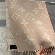 LOUIS VUITTON Essential WOOL Scarf M77854