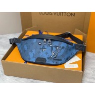 louis vuitton Discovery Bumbag M22576 2023
