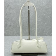 Alaia le Teckel Small leather shoulder bag in white 2024