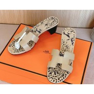 Hermes Oasis Clay Sandals Swift Box Calfskin beige heel 5cm  2025