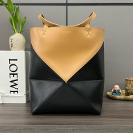 LOEWE Puzzle Fold Tote in shiny calfskin 052316 Warm Desert/Black 2024