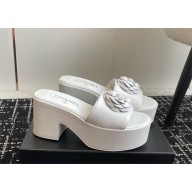 CHANEL Flower Patterns Open Toe Platform mules white 2024