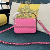 VALENTINO ROCKSTUD GRAINY CALFSKIN POUCH FUCHSIA 2024