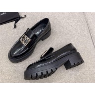 Chanel Calfskin & Metal Moccasins G45156 BLACK 2023