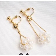 Celine Pearls Pendant Clip-on Earrings White/Gold 2018