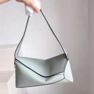 loewe Puzzle Hobo bag in nappa calfskin Linen Blue 