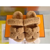 Hermes Chypre sandals in shearling beige 2025