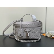 LOUIS VUITTON Vanity Chain Pouch M13593 Brume Gray 2025