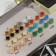 VAN CLEEF&ARPELS Magic Alhambra earrings 2021