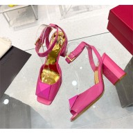 VALENTINO GARAVANI One Stud Ankle Strap Sandal  WITH MATCHING STUD 90mm pink 2023