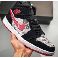 Nike Air Jordan 1 Mid Sneakers 12