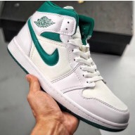 Nike Air Jordan 1 Mid Sneakers 02