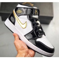 Nike Air Jordan 1 Mid Sneakers 26