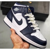Nike Air Jordan 1 Mid Sneakers 10