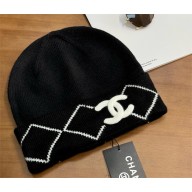 chanel logo knitted Beanie black 2024