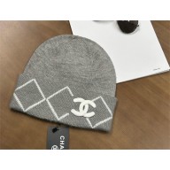 chanel logo knitted Beanie gray 2024
