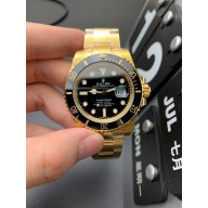 Rolex Oyster Perpetual Submariner Date WATCH 40MM 2023