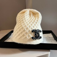chanel logo knitted Beanie 04 2024