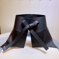 Loewe Obi belt black 2023