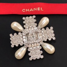 Chanel Brooch 75 2018