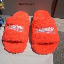 Balenciaga Political Campaign Wool slippers couple models in Red Bs024