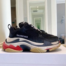 Balenciaga Triple-S  Clunky sneaker   Bs067