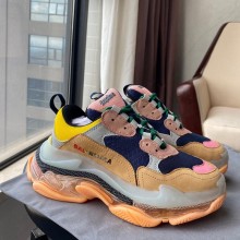 Balenciaga Triple-S  Clunky sneaker  Bs076