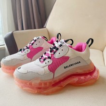 Balenciaga Triple-S  Clunky sneaker  Bs082