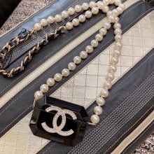 Chanel  Earphone box in Black Ce020