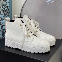  Chanel Calfskin Lace-up sports boots in White  Cs205