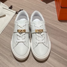 Hermes Cowhide Kelly buckle Flat casual shoes couple models in White Her042