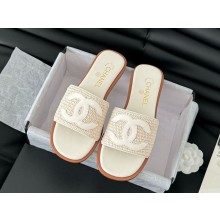 Chanel Slippers Lambskin with CC logo white 2025