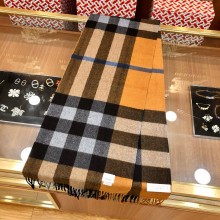 Burberry check cashmere Scarf 200x37cm 02 2025