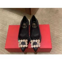 Roger Vivier Flower Strass Buckle Ballerinas in Satin black 2023