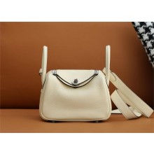 Hermes Mini Lindy 19cm Bag in original  taurillon clemence leather nata with silver hardware(handmade)