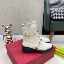 VALENTINO ROMAN STUD CALFSKIN COMBAT BOOT 40MM WHITE