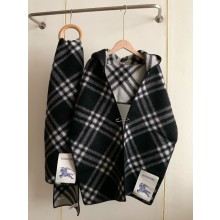Burberry Check Wool Hooded Scarf 180x30cm 02 2025