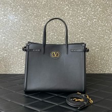 Valentino Garavani VLogo Large leather tote bag black 2025