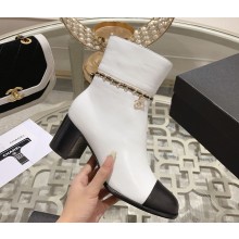 Chanel ankle Boots calfskin with chain black/white 1025-2024