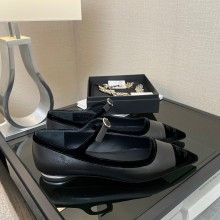chanel black Lambskin & Velvet Mary Janes G39604 2022