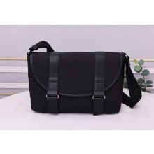 Gucci Medium Messenger Bag in GG canvas black 2024