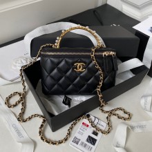 Chanel Clutch with Chain in Lambskin and Imitation Pearls AP3515 BLACK 2023